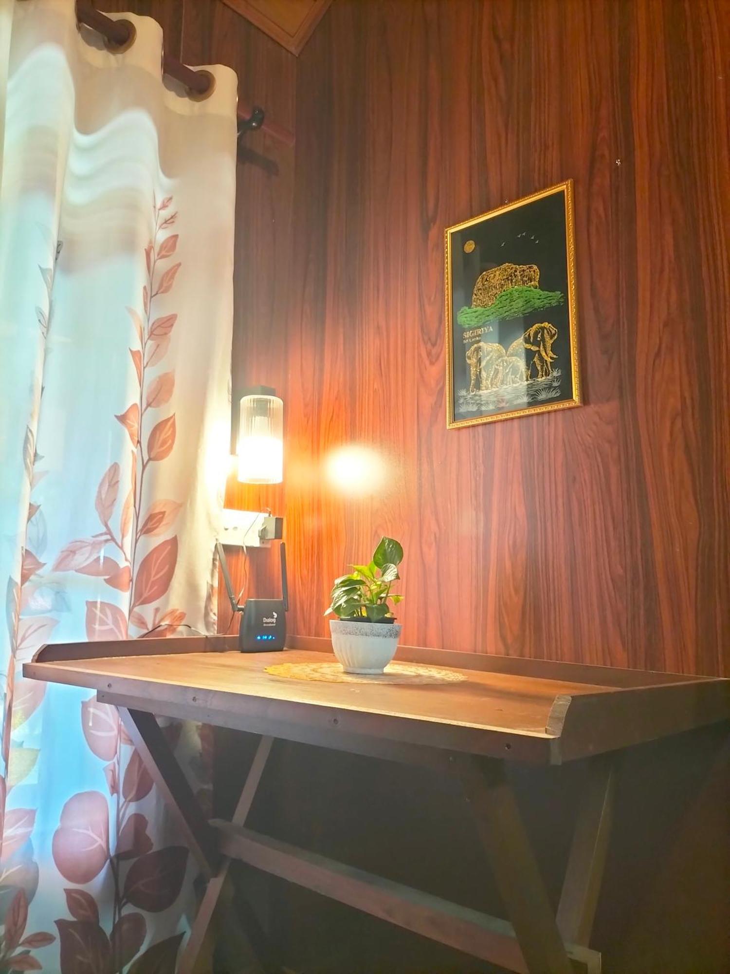 ディックウェラ Blue Ocean Tree House Hiriketiyaヴィラ エクステリア 写真